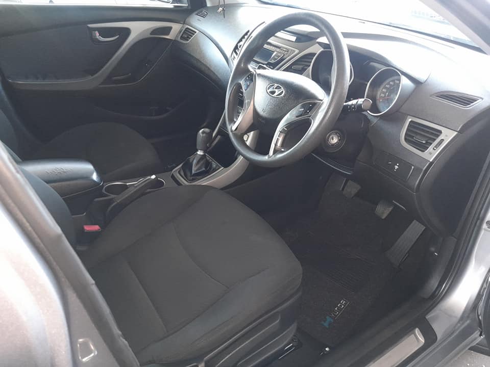 2014 HYUNDAI ELENTRA 1.6 MANUAL