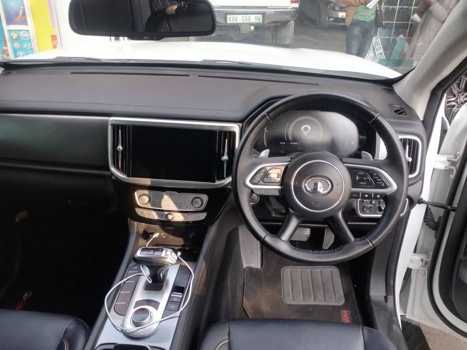 2024 GWM P SERIES 2,0 DOUBLE CAB 4X4 ,CANOPY AUTOMATIC