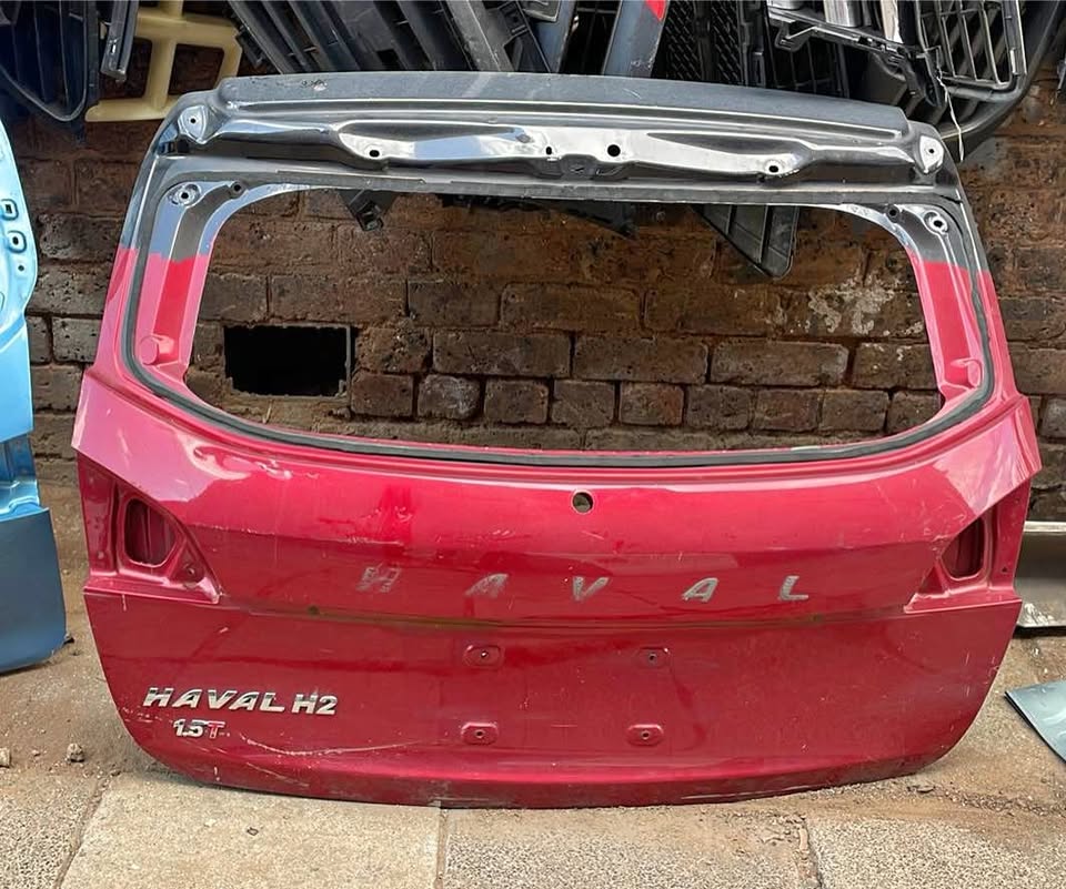 HAVAL H2 tailgate - Private Seller HAVAL H2 tailgate - Private Seller