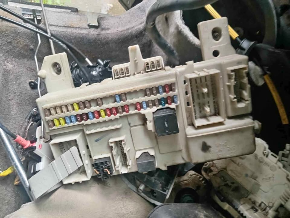 Volvo S40 2.0 2007 fusebox