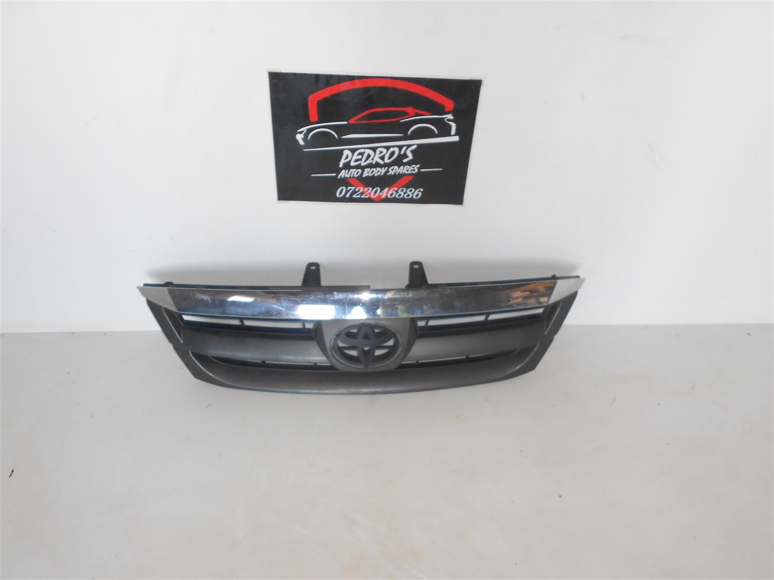 Toyota fortuner grill - Private Seller Toyota fortuner grill - Private Seller