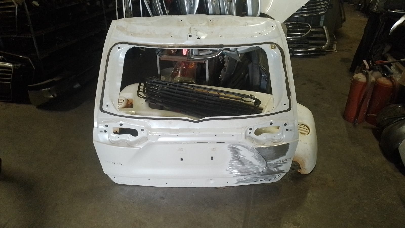 2020 #TOYOTA #RAV4 #TAILGATE  #Spares