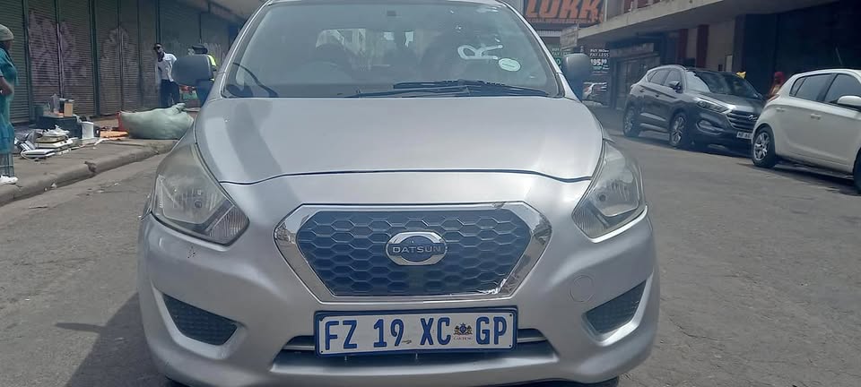 2016 NISSAN DATSUN GO 1.2 PETROL, MANUAL TRANSMISSION, SILVER COLOUR, MILEAGE 90000KM