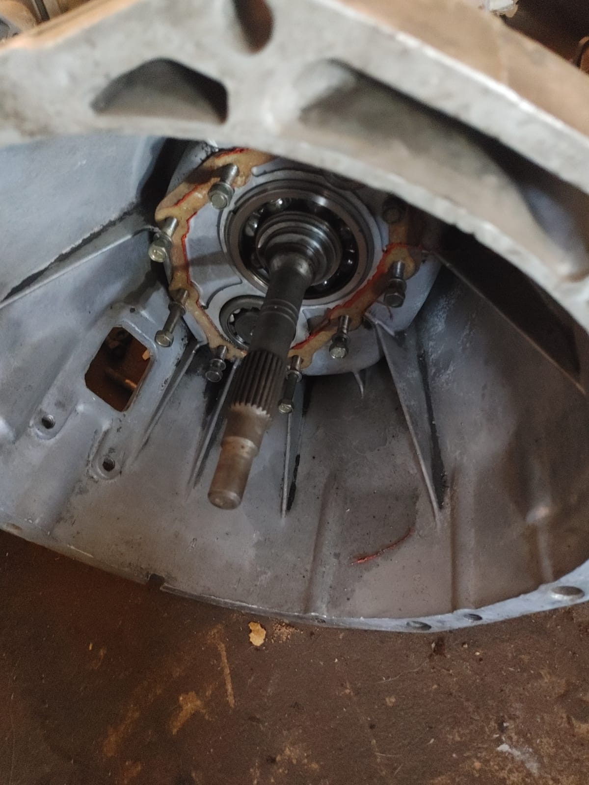 NISSAN V6 GEARBOX NISSAN V6 GEARBOX