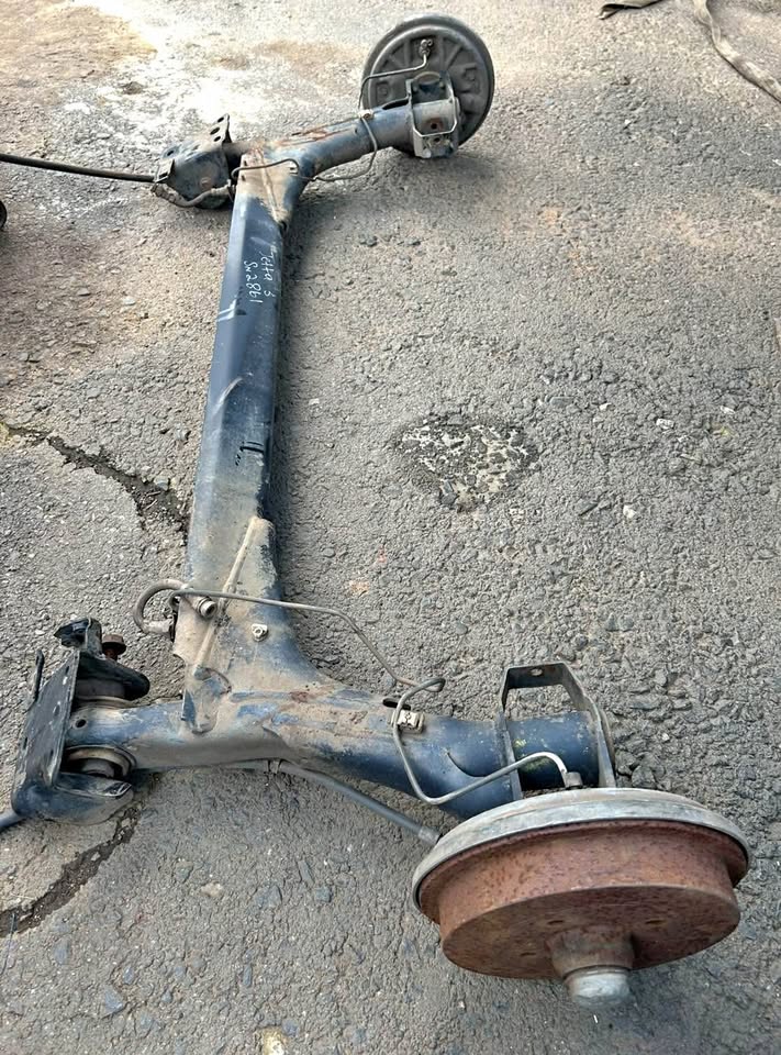 Volkswagen Jetta 3 Rear Axle Available - Private Seller