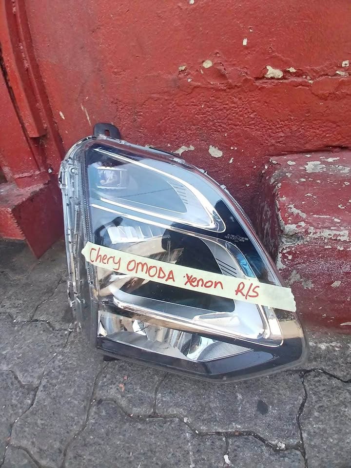 Cherry Omoda Xenon headlight Right side - Private Seller Cherry Omoda Xenon headlight Right side - Private Seller