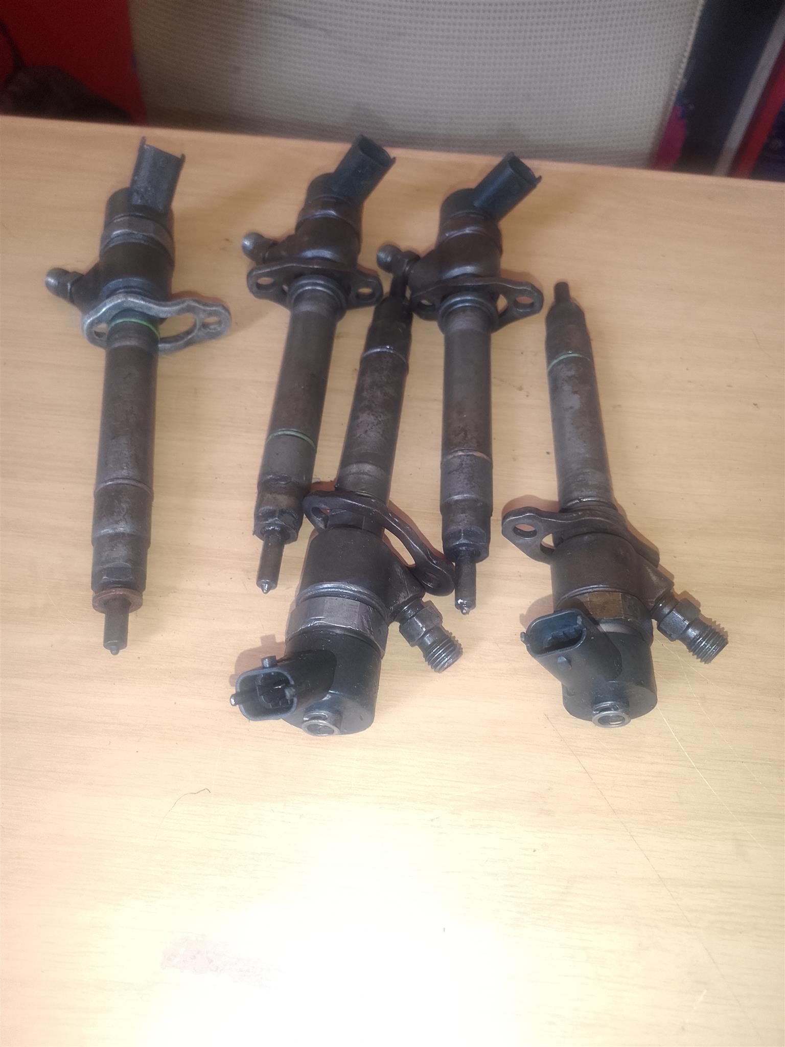 INJECTORS VOLVO S60 D5 2008 FOR SALE DELIVERY AVAILABLE COUNTRY WIDE - Private Seller INJECTORS VOLVO S60 D5 2008 FOR SALE DELIVERY AVAILABLE COUNTRY WIDE - Private Seller