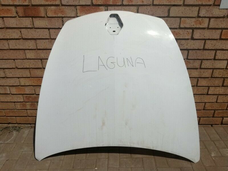 Renault Laguna coupe Bonnet - Private Seller Renault Laguna coupe Bonnet - Private Seller