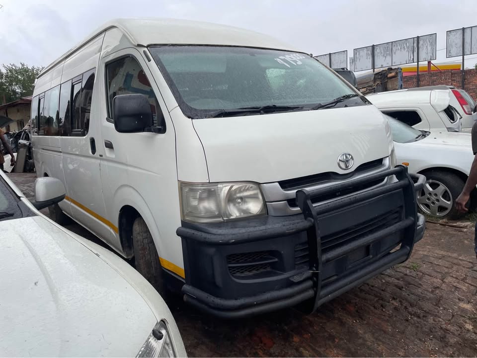 TOYOTA QUANTAM 2.7 VVTI SPARES - Private Seller TOYOTA QUANTAM 2.7 VVTI SPARES - Private Seller