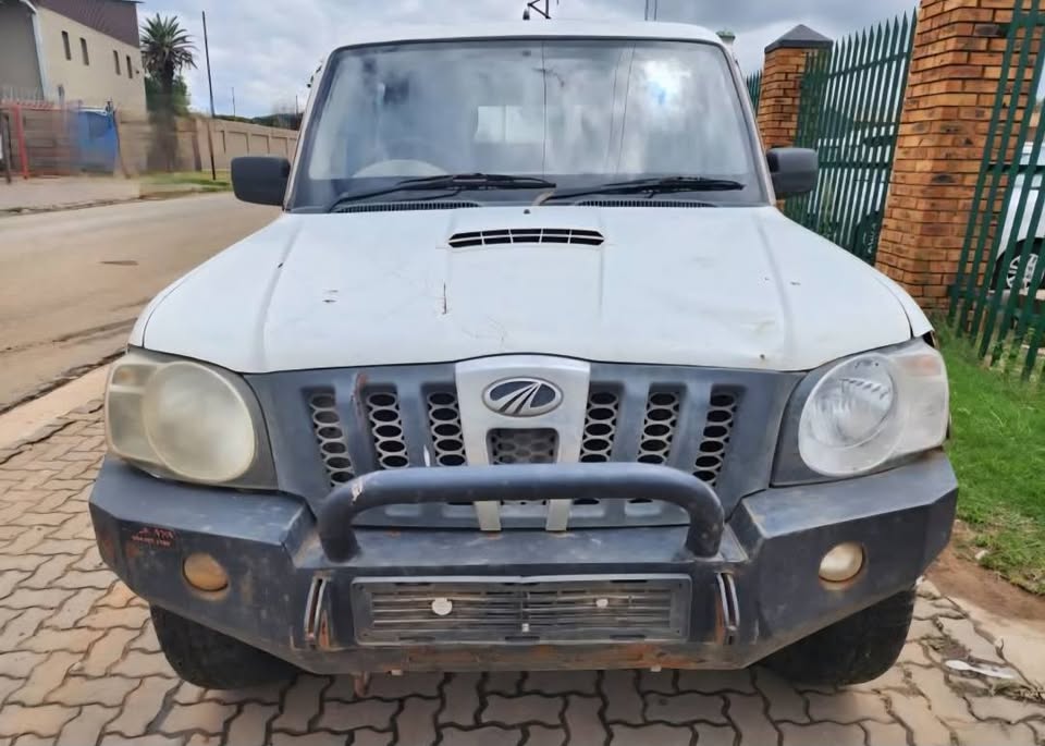 2014 Mahindra Scorpio 2.3 mHAWK Stripping For Spare Parts - Private Seller 2014 Mahindra Scorpio 2.3 mHAWK Stripping For Spare Parts - Private Seller