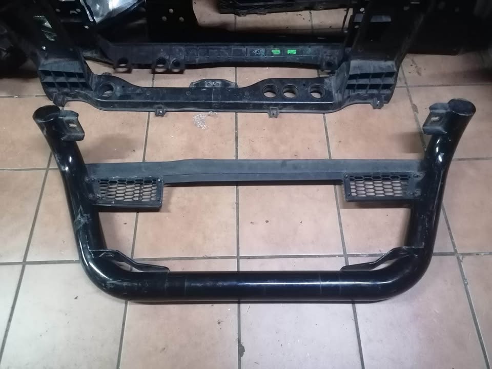 Toyota Hilux GD6 Legend 50 nudge/bull bar - Private Seller