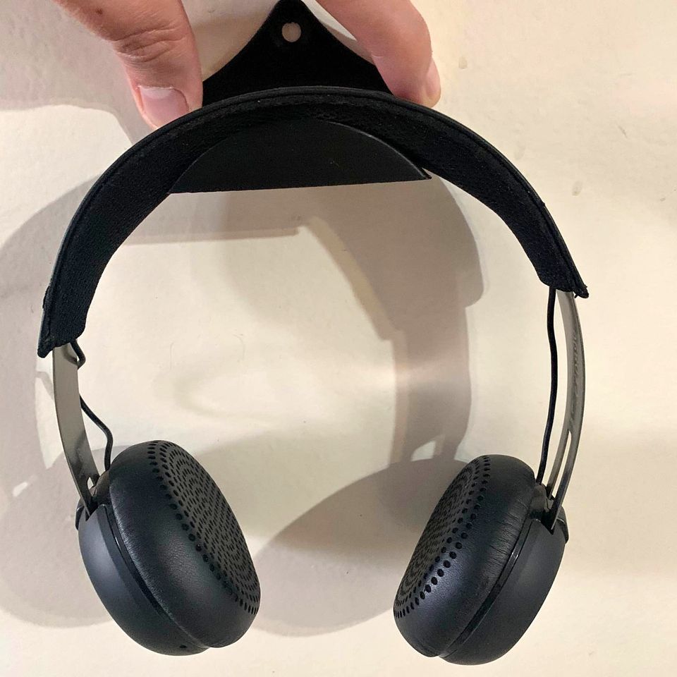 Round Headphone Wall Mount Bracket Round Headphone Wall Mount Bracket