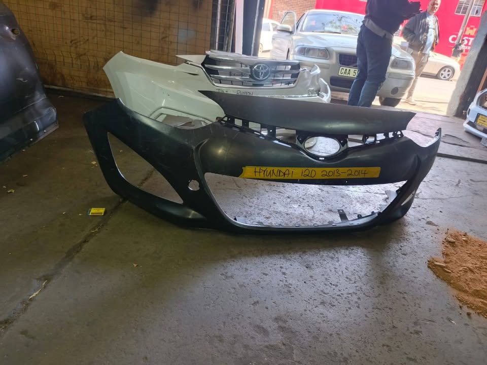 Hyundai i front bumper - Private Seller