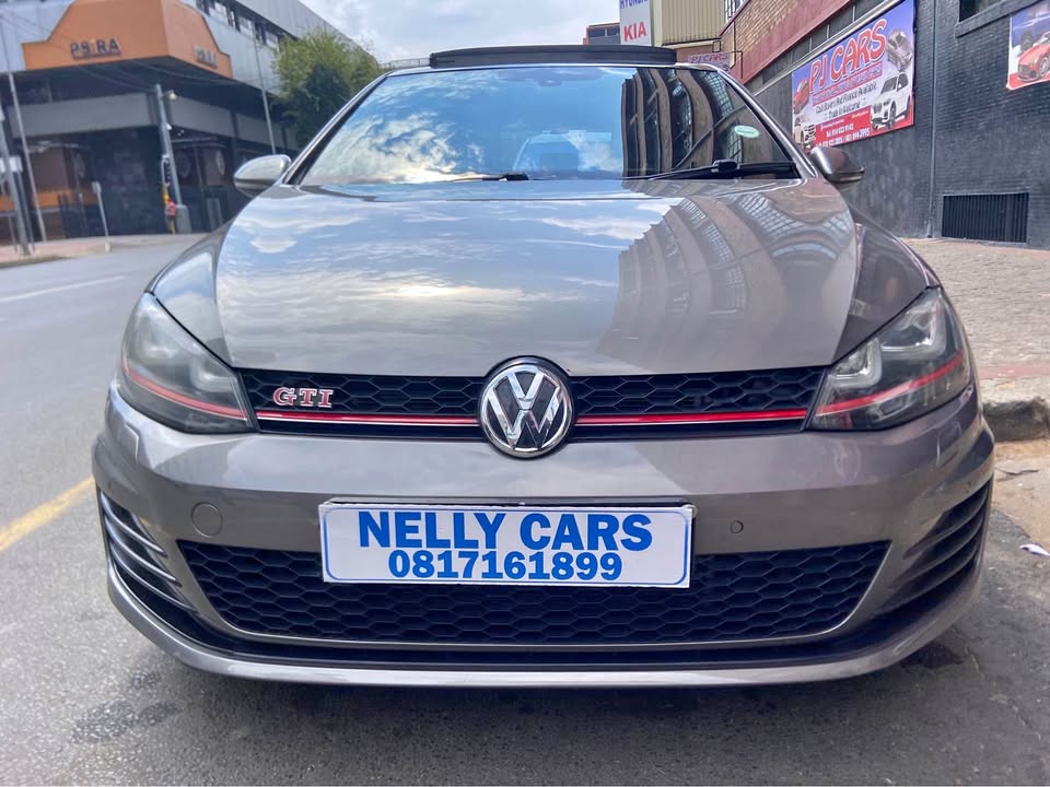 2015 Polo Golf 7 GTI 2.0 17000km Automatic