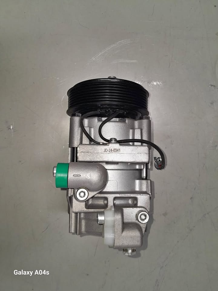 HYUNDAI H1 2.4L AIRCON PUMP FOR SALE - Private Seller HYUNDAI H1 2.4L AIRCON PUMP FOR SALE - Private Seller