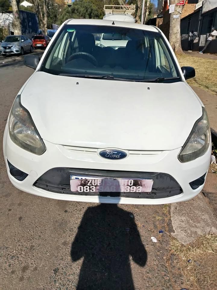 Ford figo 1.4  2011