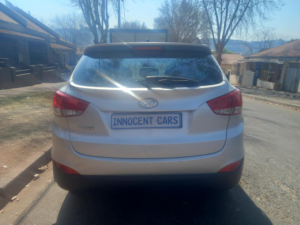 2015 HYUNDAI ix35 2.0 ENGINE PETROL, MANUAL, MILEAGE  SILVER COLOR, PRICE