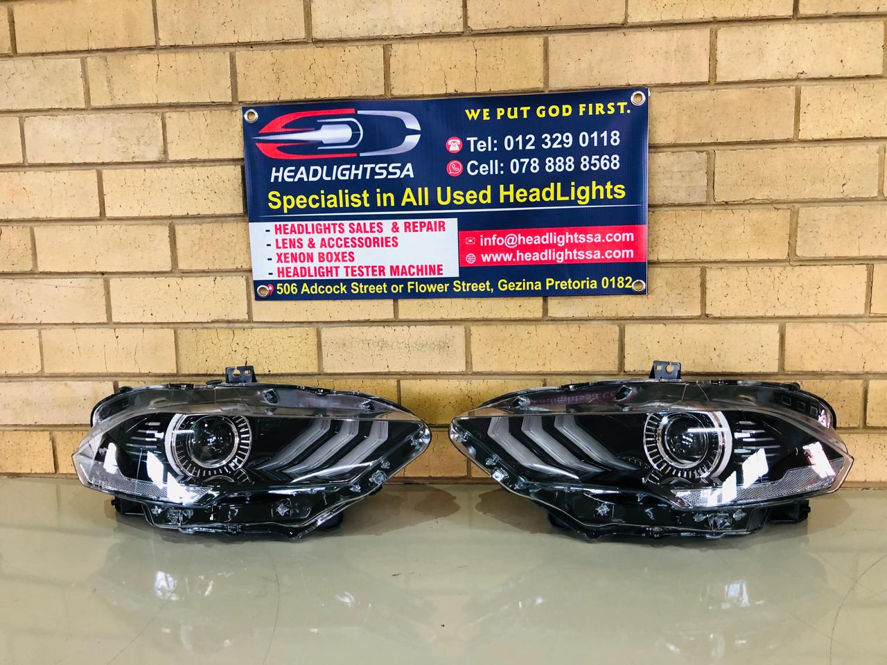 Ford Mustang facelift left and right side xenon headlights - Private Seller Ford Mustang facelift left and right side xenon headlights - Private Seller