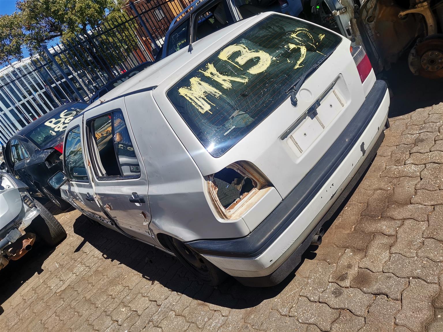 GOLF 3 STRIPPING FOR SPARES ASK FOR SHEVANIE WHEN ENQUIRING - Private Seller GOLF 3 STRIPPING FOR SPARES ASK FOR SHEVANIE WHEN ENQUIRING - Private Seller