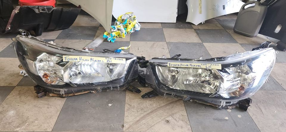 Headlights Toyota Hilux 2018/22 for sell... - Private Seller