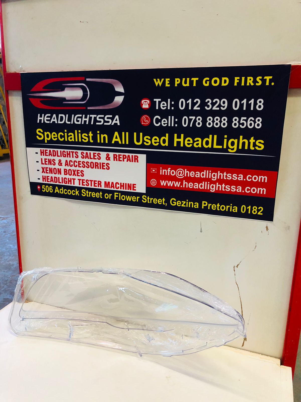 BMW F93/92 right side headlight lens (2011) - Private Seller