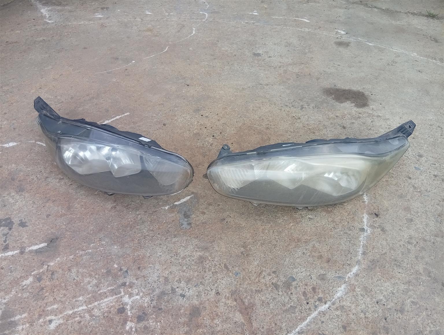 2008-2014 ford fiesta left and right headlight - Private Seller 2008-2014 ford fiesta left and right headlight - Private Seller