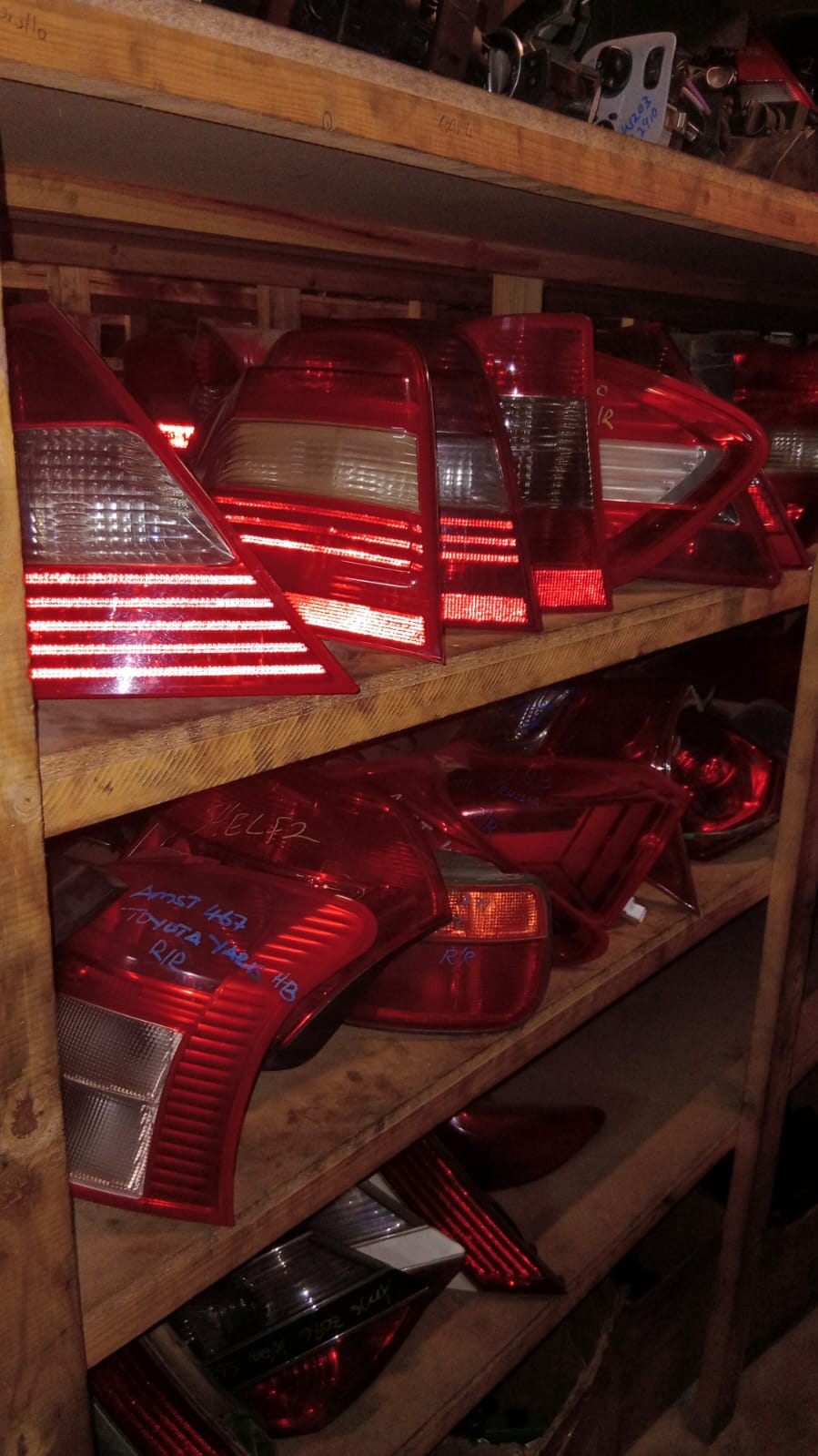 MERCEDES, TOYOTA & MITSUBISHI TAILLIGHTS FOR SALE - Private Seller MERCEDES, TOYOTA & MITSUBISHI TAILLIGHTS FOR SALE - Private Seller