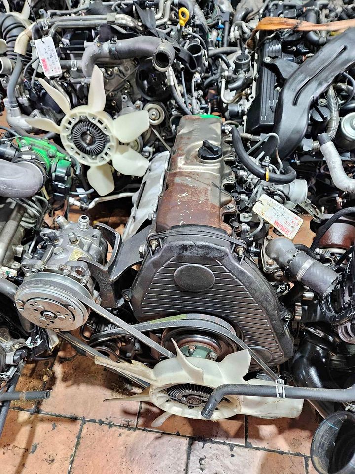 TOYOTA HILUX 2.8 3L ENGINE FOR SALE - Private Seller TOYOTA HILUX 2.8 3L ENGINE FOR SALE - Private Seller