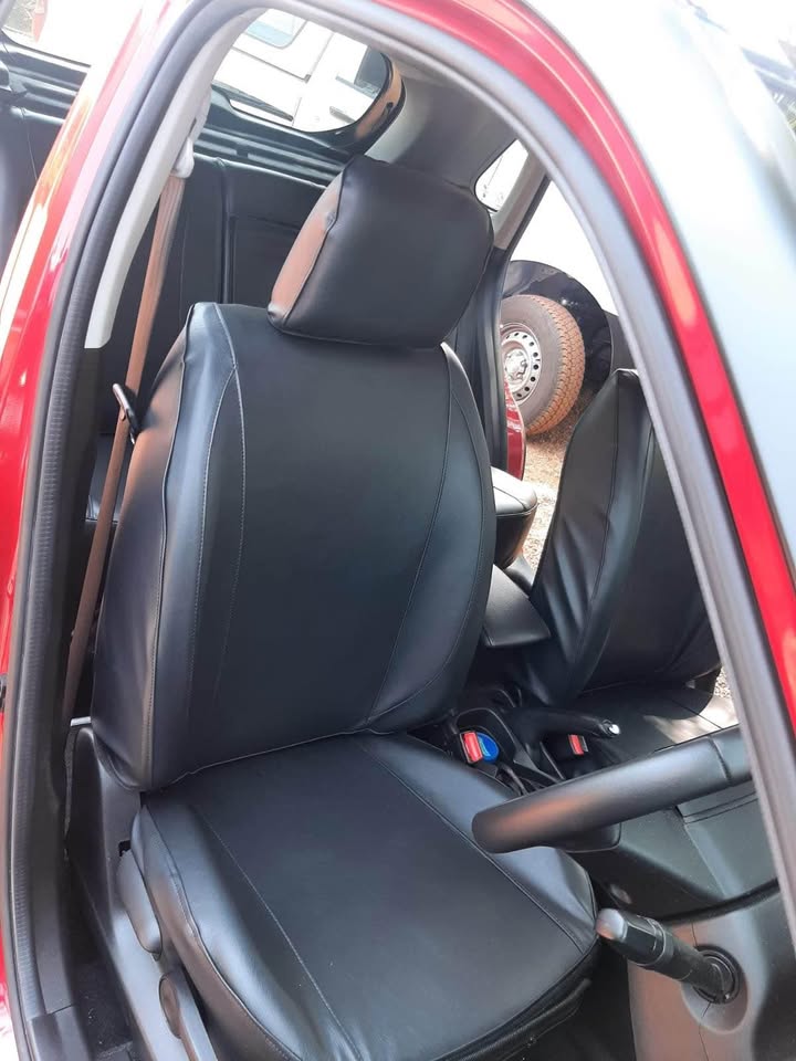 Seat covers - Private Seller