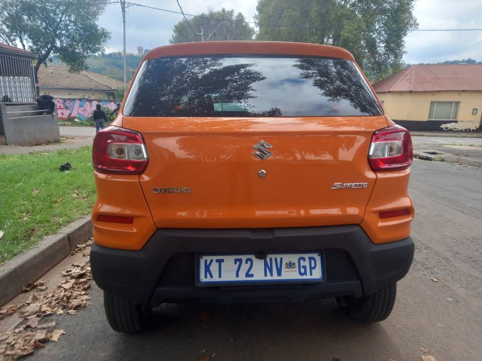2020 Suzuki SPresso 1.0 Petrol, Automatic, Orange, 17000kms, Service Book