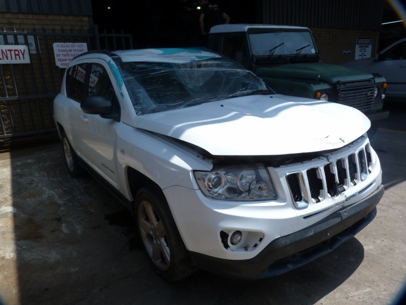 Jeep Compass 4.7 V8 16V HO LTD AT White - 2012 STRIPPING FOR SPARES - Private Seller Jeep Compass 4.7 V8 16V HO LTD AT White - 2012 STRIPPING FOR SPARES - Private Seller