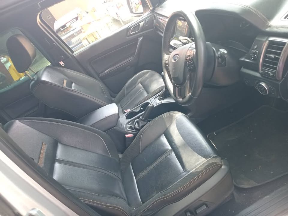 Ford ranger 2.0 bi-turbo Automatic 4x4 Double Cab 2022 53km Silver Sparekey