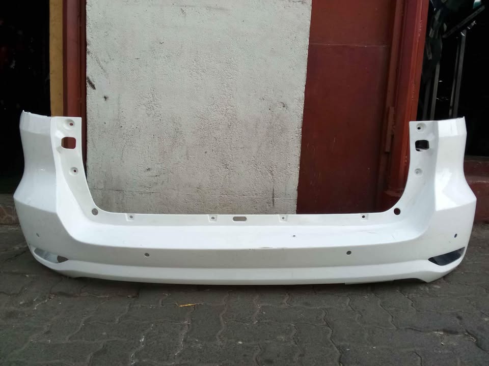 Toyota Fortuner back bumper gd6 - Private Seller