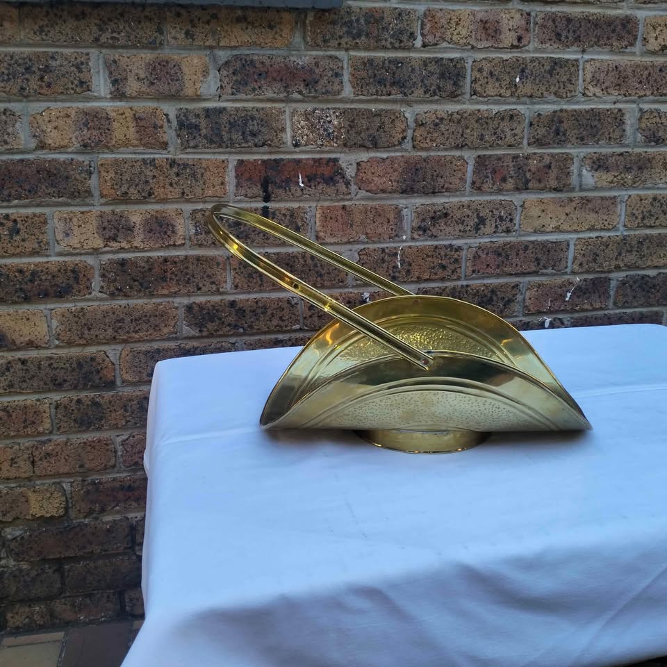Bronze flower or fruit basket