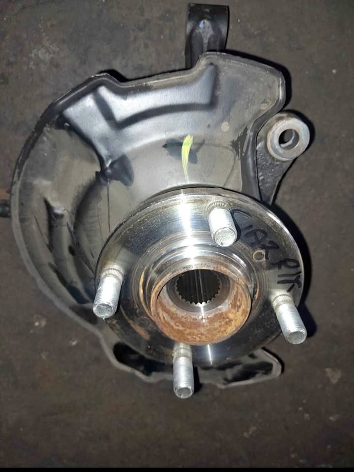 Complete front hub suzuki ciaz - Private Seller Complete front hub suzuki ciaz - Private Seller