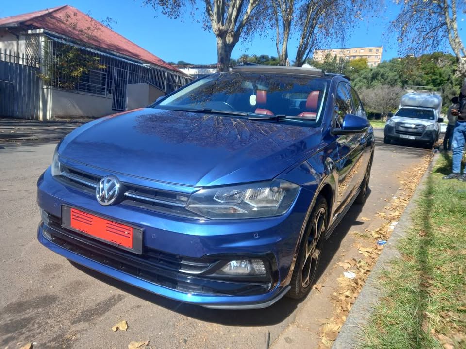 2020 VW Polo 8 Rline 1.0 Petrol, Manuel, Blue, 79000kms, R240,000. Leather Seats, Sunroof,