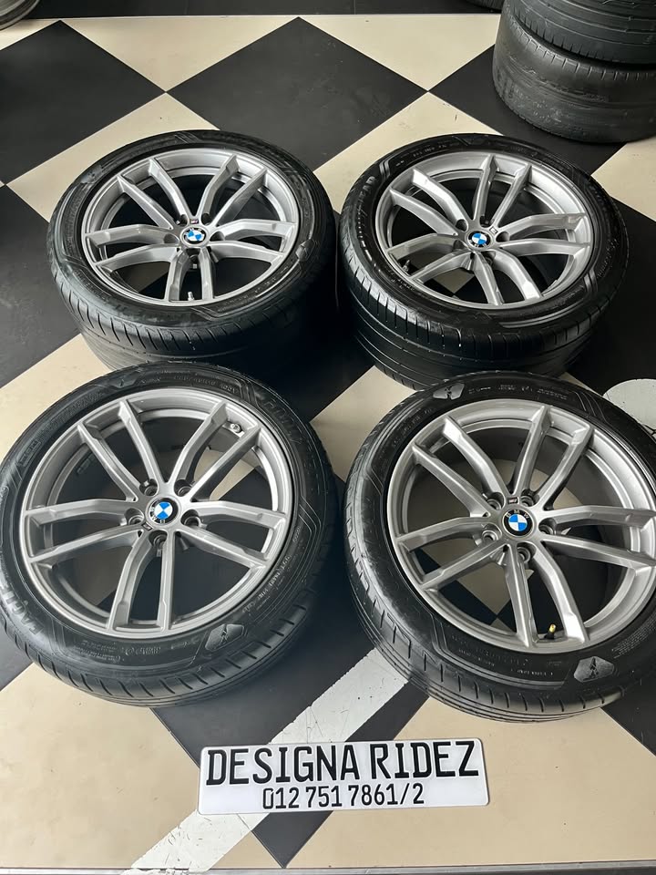 BMW G30 18-INCH 662 M-SPORT WHEELS AVAILABLE. - Private Seller