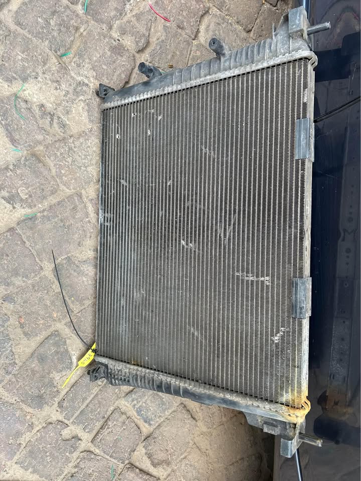 Renault Clio 3 K4MD Radiator  For Sale - Private Seller