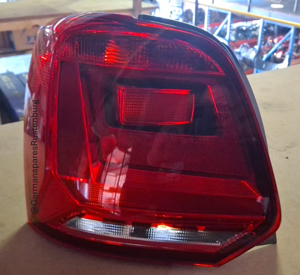 POLO VIVO NEW SHAPE TAIL-LIGHT - Private Seller POLO VIVO NEW SHAPE TAIL-LIGHT - Private Seller