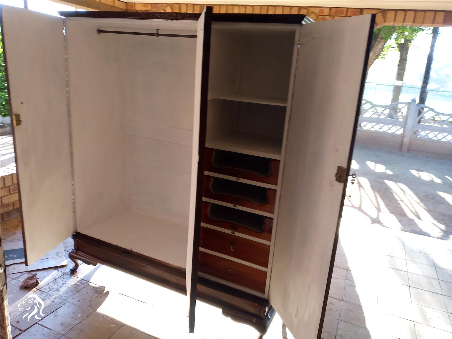 Antique Queens Anne Triple Door Wardrobe for sale - BARGAIN PRICE for sale.