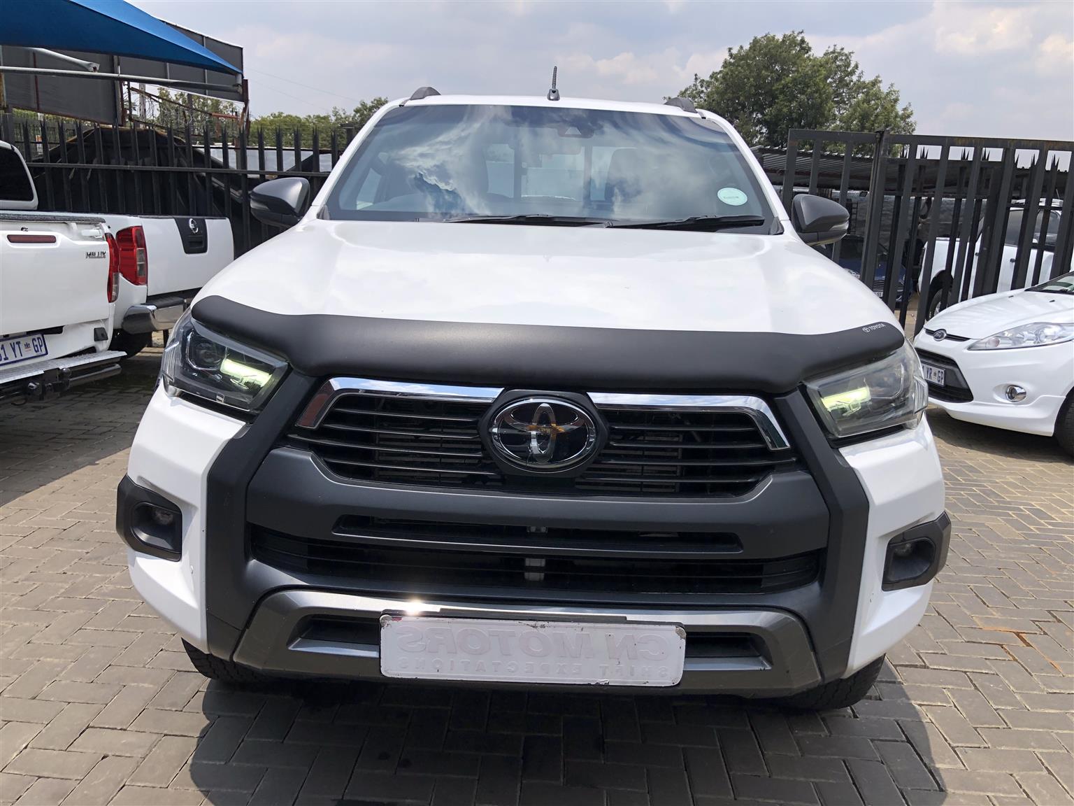 Used 2024 Toyota Hilux 2.8GD-6 Xtra cab Legend manual - Private Seller