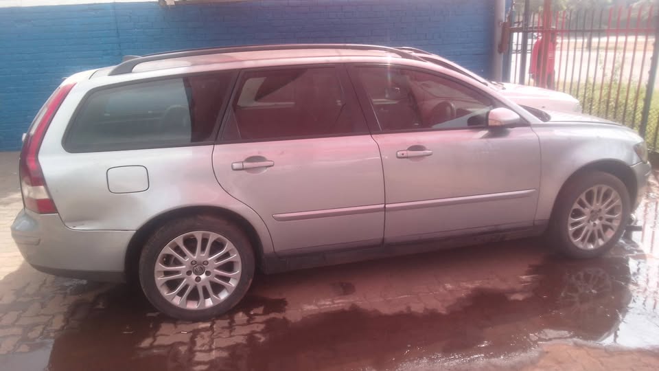 Volvo V50 T5 2.5l Automatic Stripping For Spares ! Engine and all other spares still available! - Private Seller Volvo V50 T5 2.5l Automatic Stripping For Spares ! Engine and all other spares still available! - Private Seller