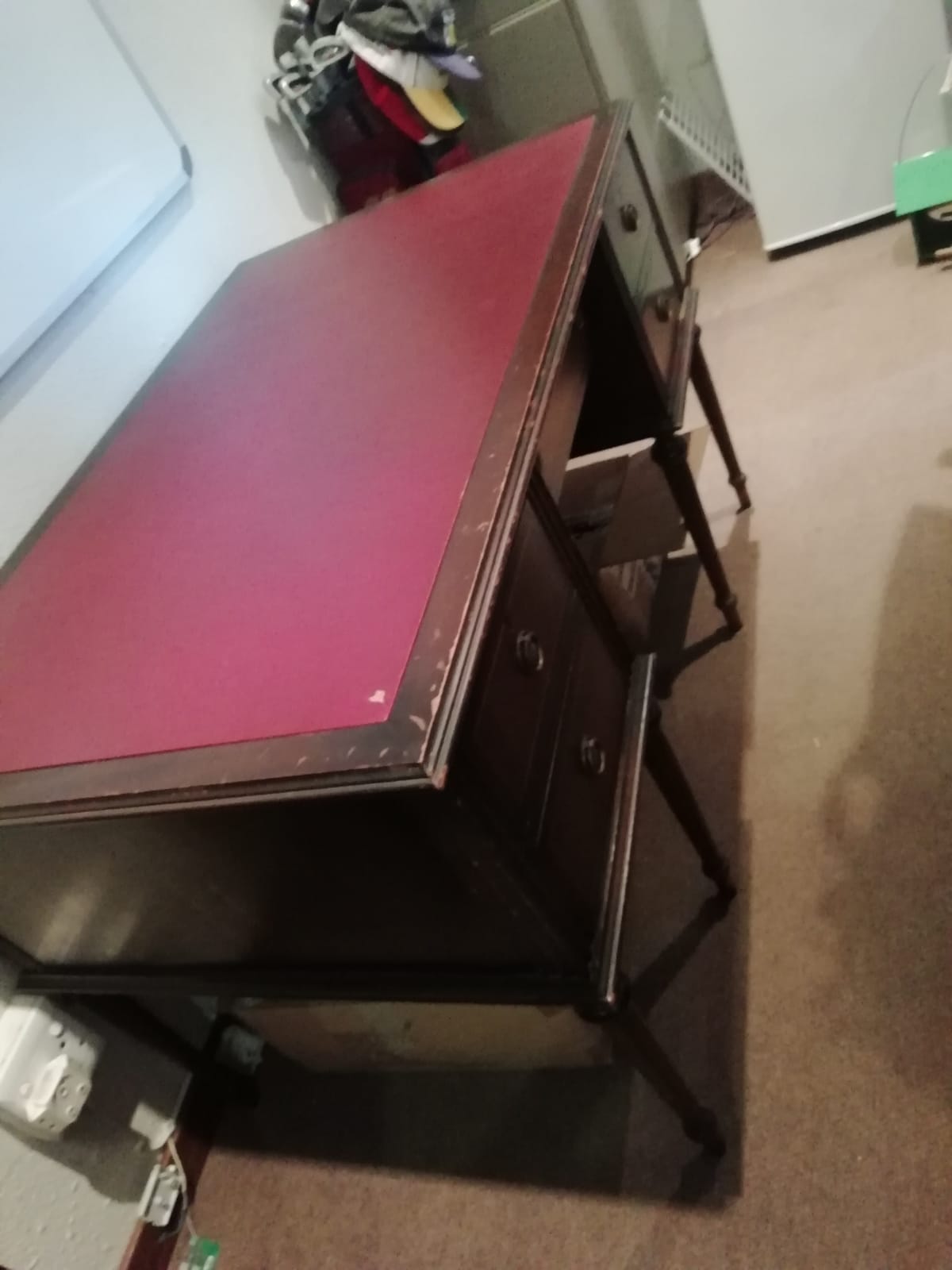 desk with 5 drawers