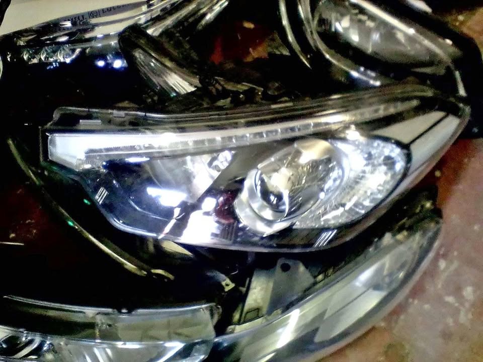 KIA CERATO HEADLIGHTS - Private Seller KIA CERATO HEADLIGHTS - Private Seller