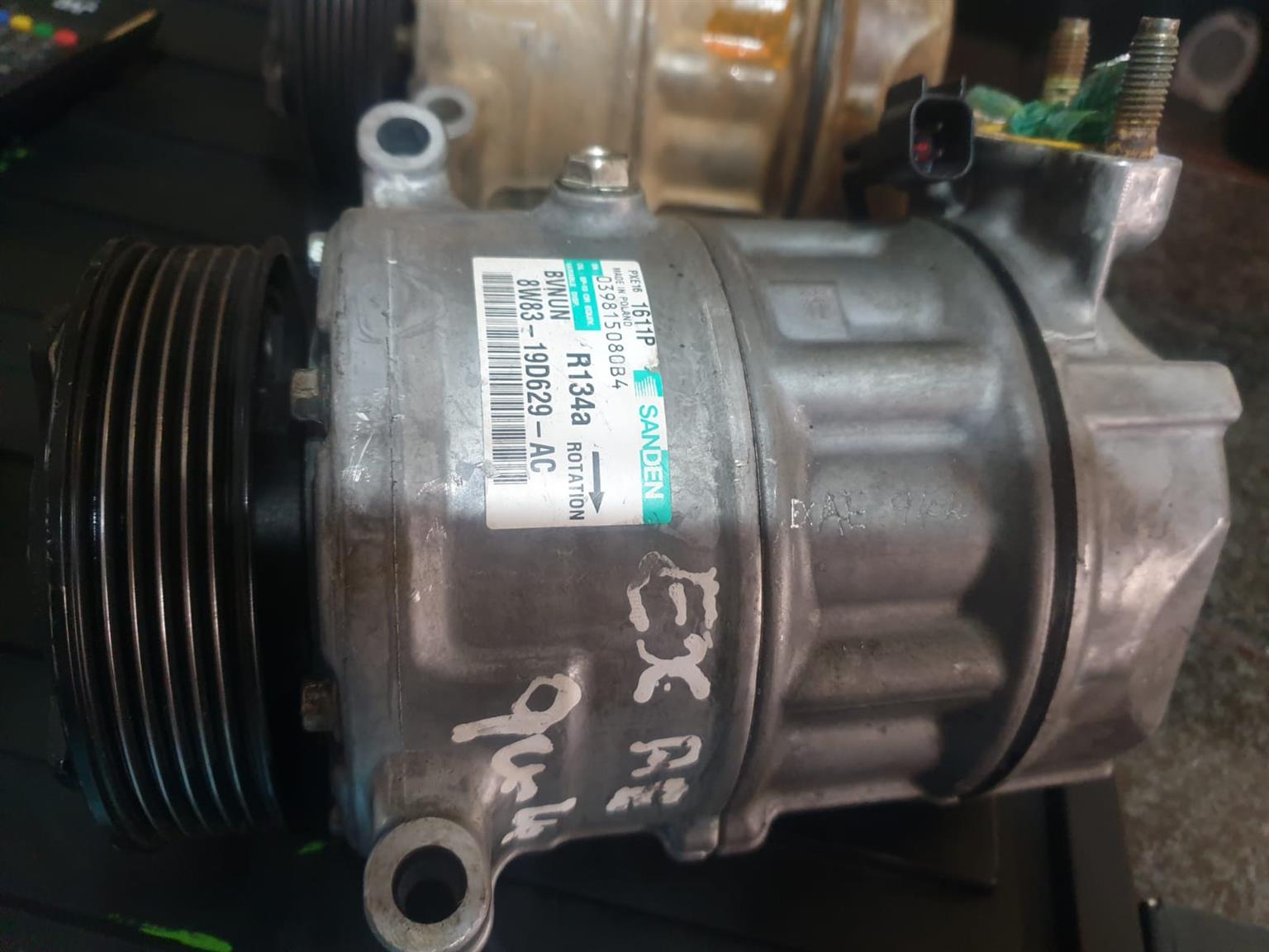2010 RANGE ROVER SPORT 4.2 S/C AIRCON PUMP