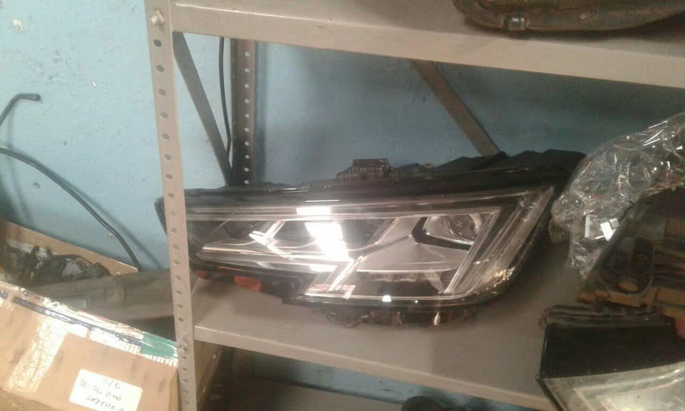 Audi B9 facelift headlight - Private Seller Audi B9 facelift headlight - Private Seller