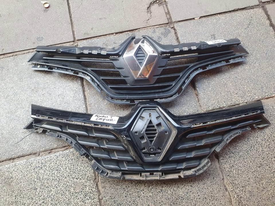 Renault Captur grill - Private Seller