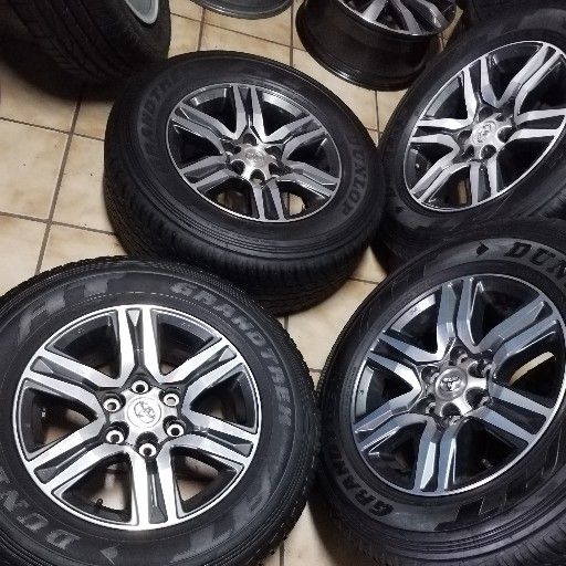 fairly used fortuner toyota rims and tyres