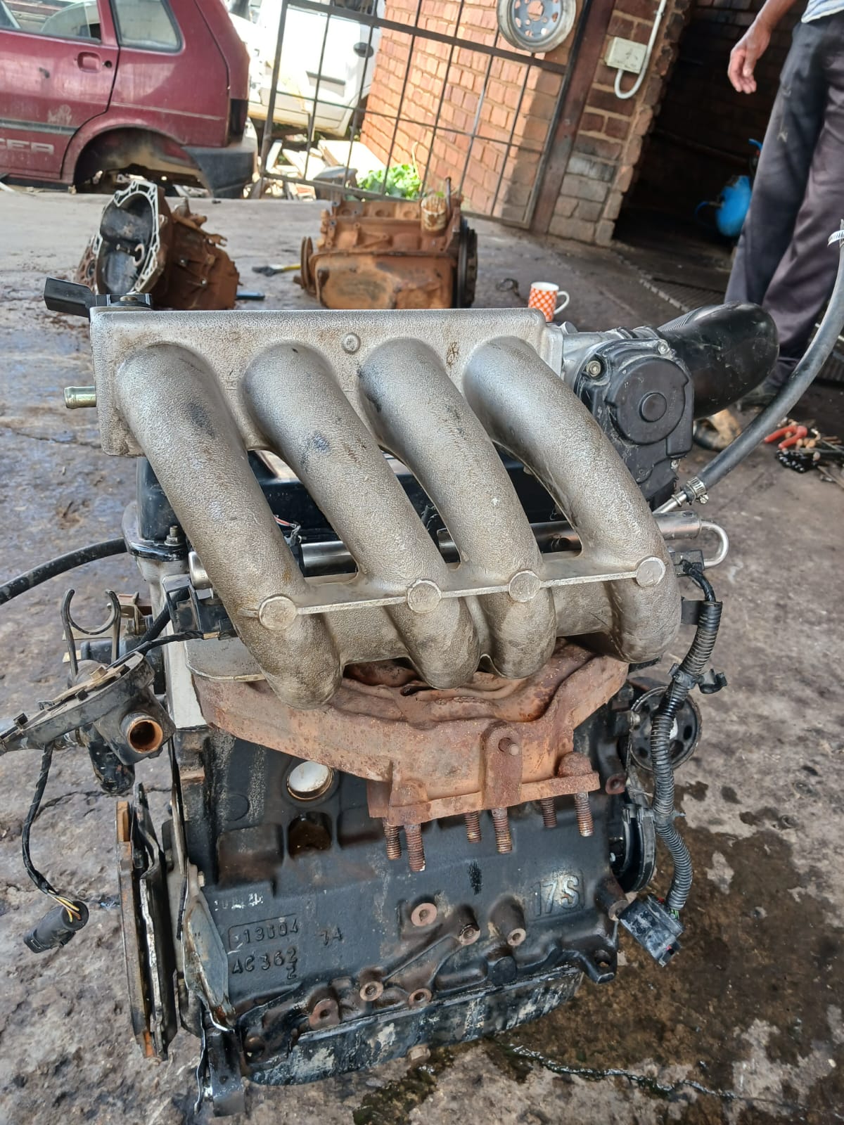 VW GOLF 1 FUEL INJECT 1300 ENGIN FOR SALE