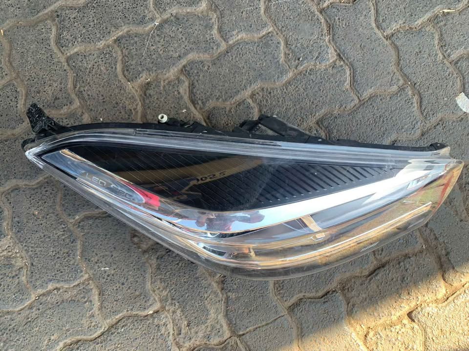 Chery Tiggo 4Pro LED Headlight Rightside. Call or DM . - Private Seller Chery Tiggo 4Pro LED Headlight Rightside. Call or DM . - Private Seller